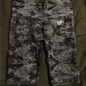 Gray and Black Patterned Leggings WOMENS BEST